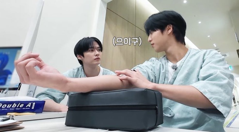 nia ˙✧˖° 🐰⋆｡˚ tweet media