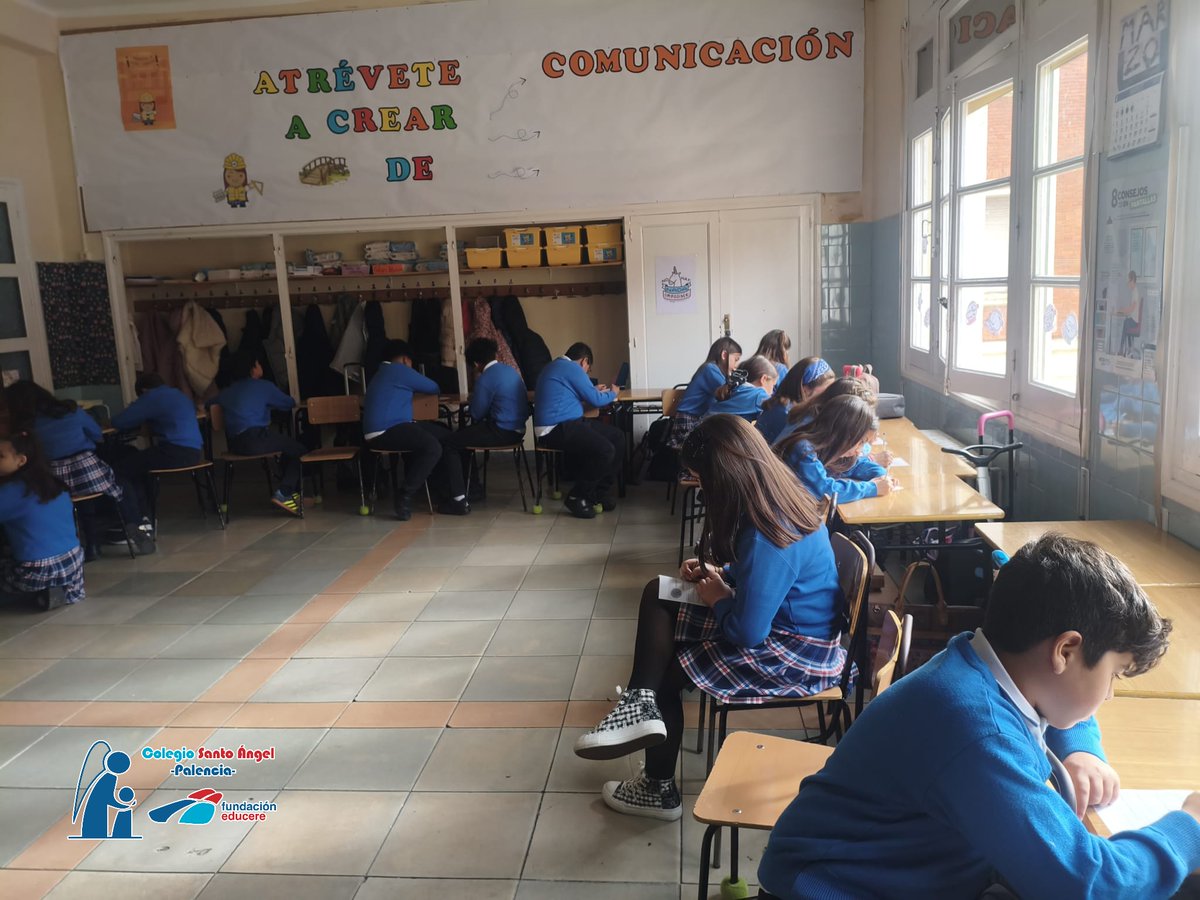 SantoAngelPal's tweet photo. Ayer,5⁰EPO disfrutó de una interesante jornada educativa sobre "El arte de quererse bien" donde Gabriela López trabajó con ellos diferentes técnicas emocionales.Una mañana muy agradable e interesante gracias al @PalenciaAyto y a @kosmoraices #santoángelpalencia #somoseducere https://t.co/usrDZECaVd