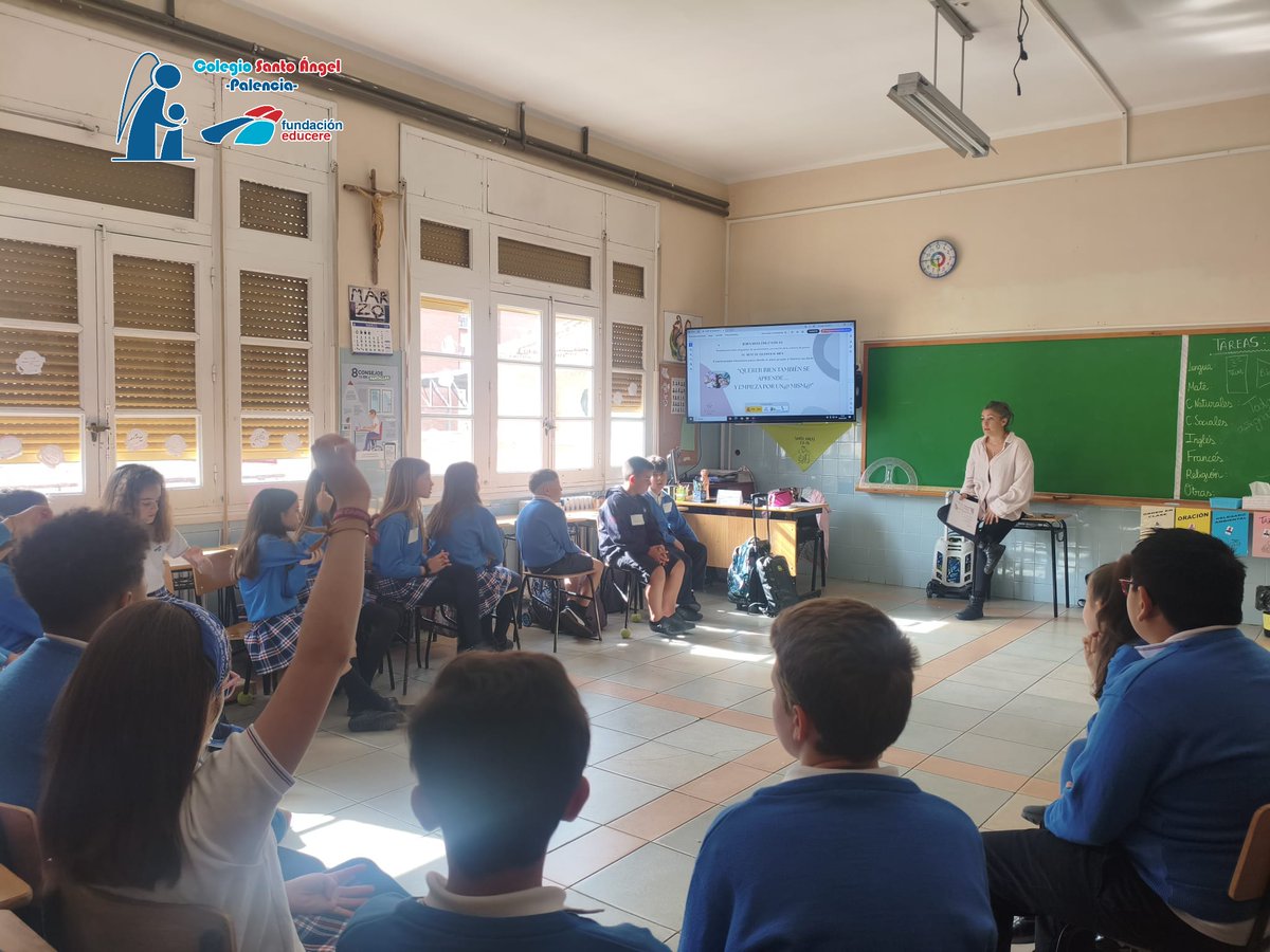 SantoAngelPal's tweet photo. Ayer,5⁰EPO disfrutó de una interesante jornada educativa sobre "El arte de quererse bien" donde Gabriela López trabajó con ellos diferentes técnicas emocionales.Una mañana muy agradable e interesante gracias al @PalenciaAyto y a @kosmoraices #santoángelpalencia #somoseducere https://t.co/usrDZECaVd