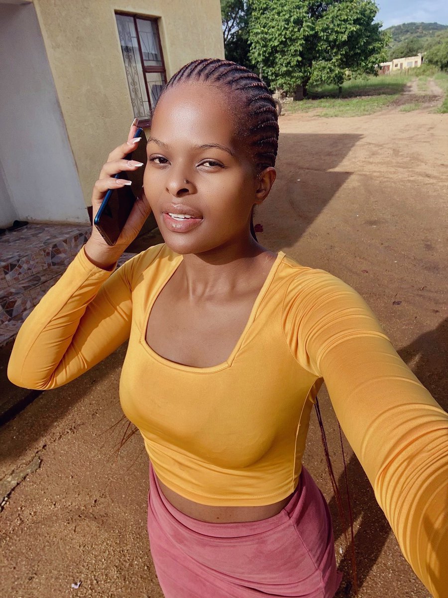 Miss September tweet media