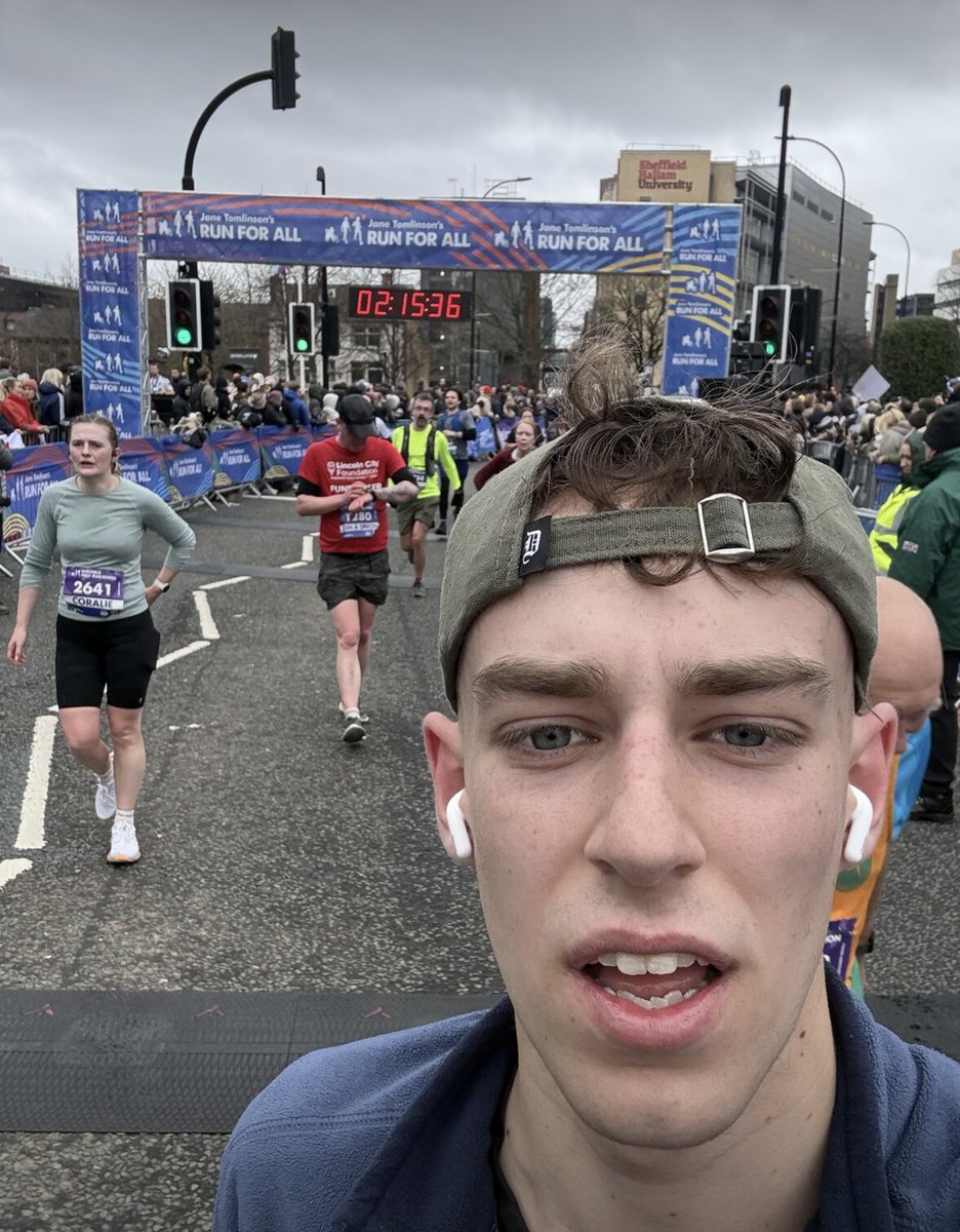 RuthStraussFdn's tweet image. A huge well done to Tomas for completing the Sheffield Half Marathon to support our vital work 🏃🏽

It was the first running event he’s ever taken part in, and we are so honoured that Tomas chose to support us ♥️

#Fundraising #Sheffield #HalfMarathon