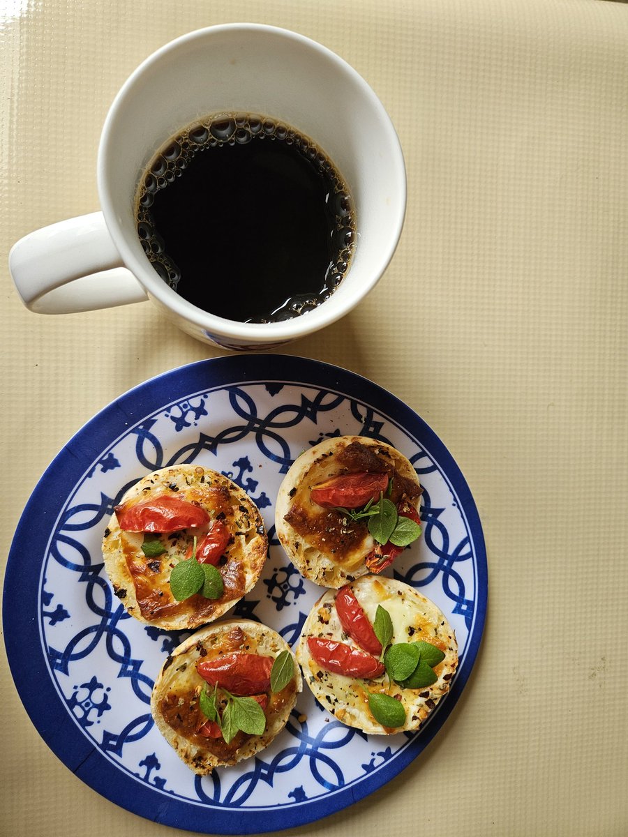 enis ⋆₍ᐢ.ˬ.ᐢ₎♡ tweet media