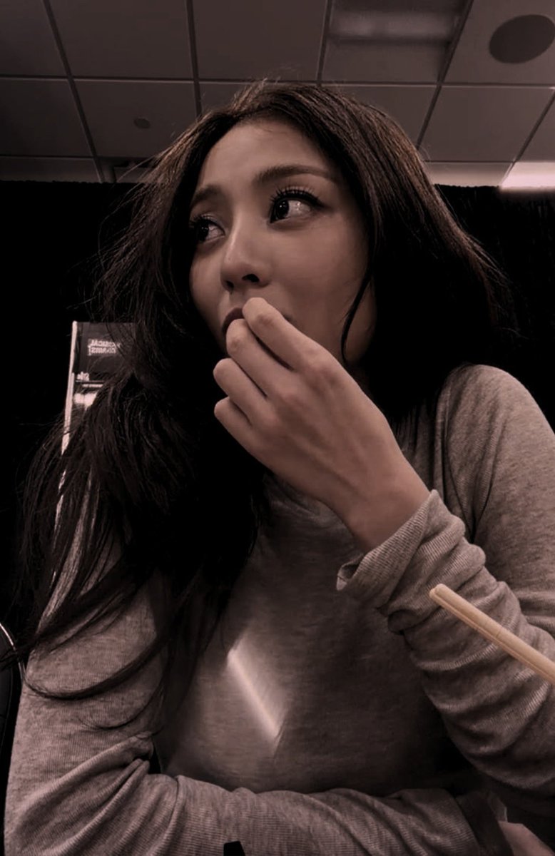 ๐๐๐๐๐๐. tweet media