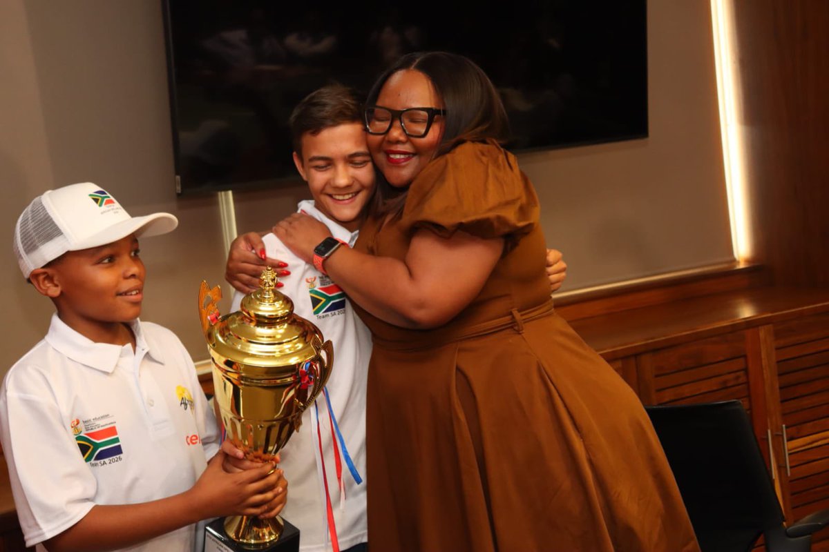 Siviwe Gwarube tweet media