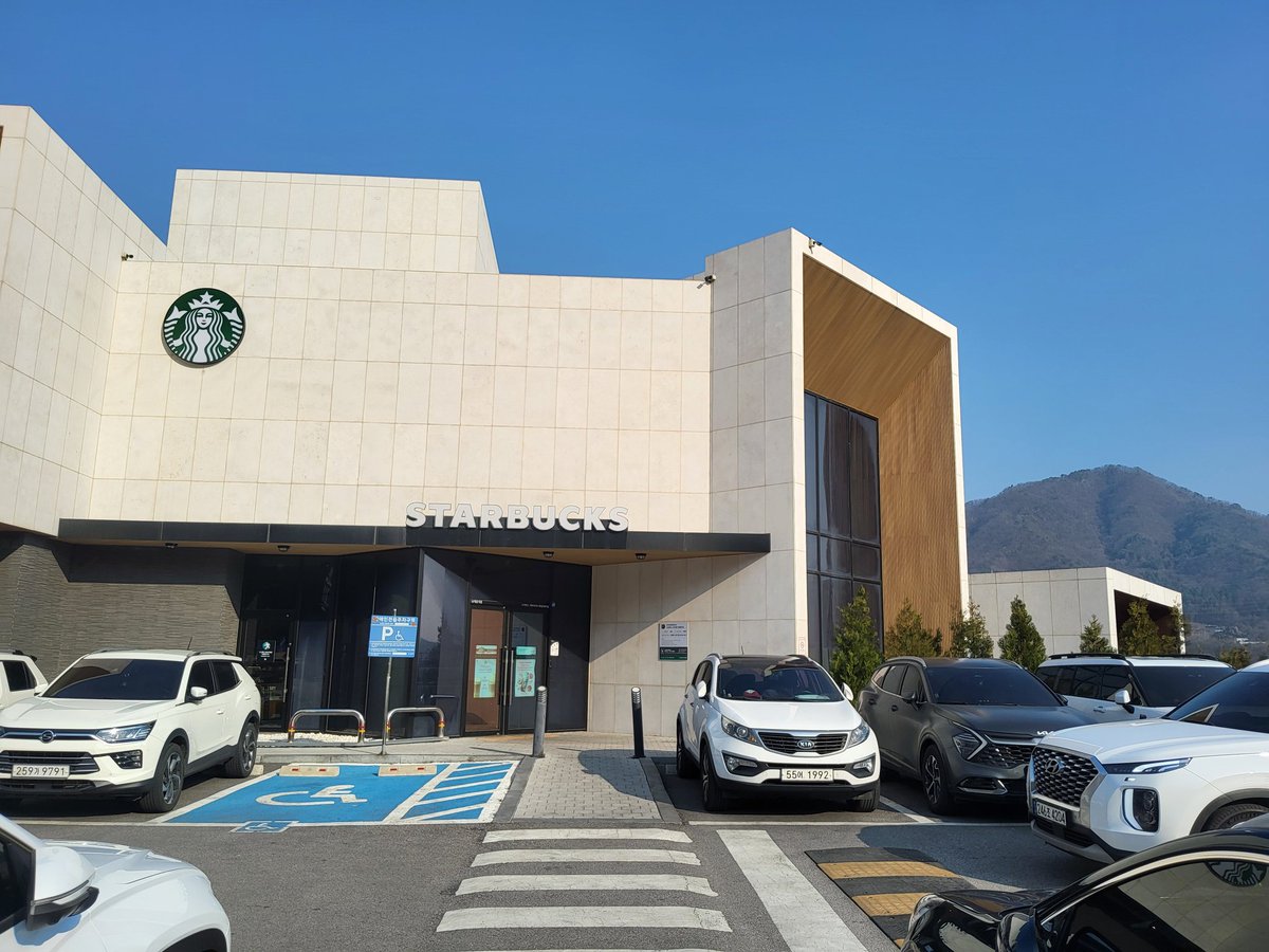 웃고살자 달고나🎗 tweet media