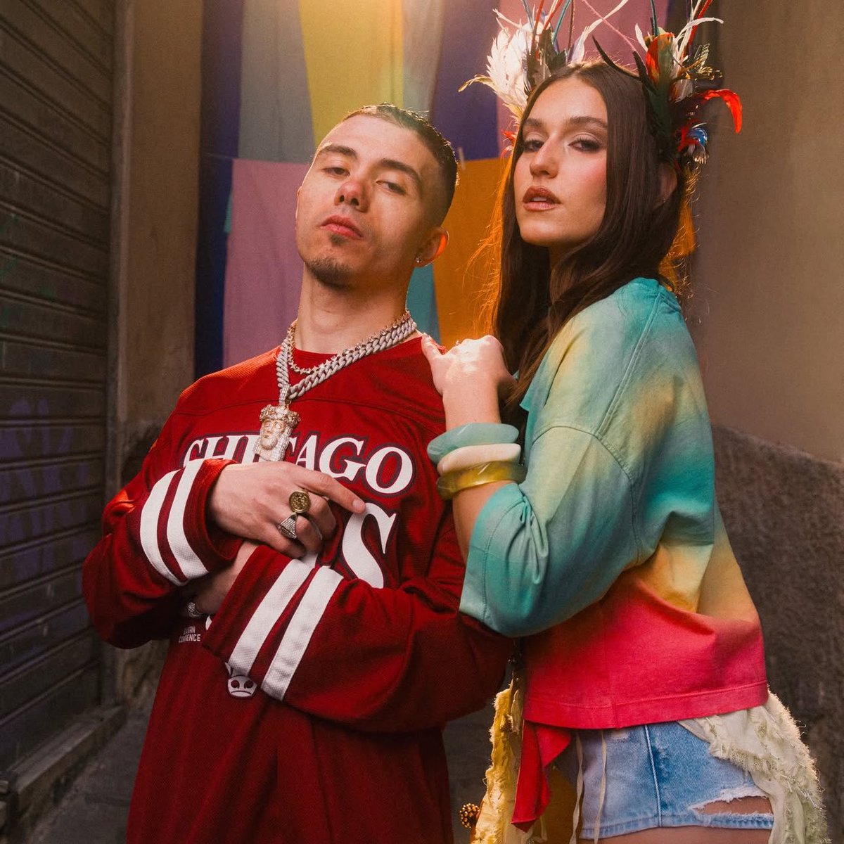 gaiagupdates's tweet photo. “TROPICALIA” è il nuovo singolo di SKT e Gaia fuori oggi a mezzanotte. https://t.co/RQ2uUQ8Hhe