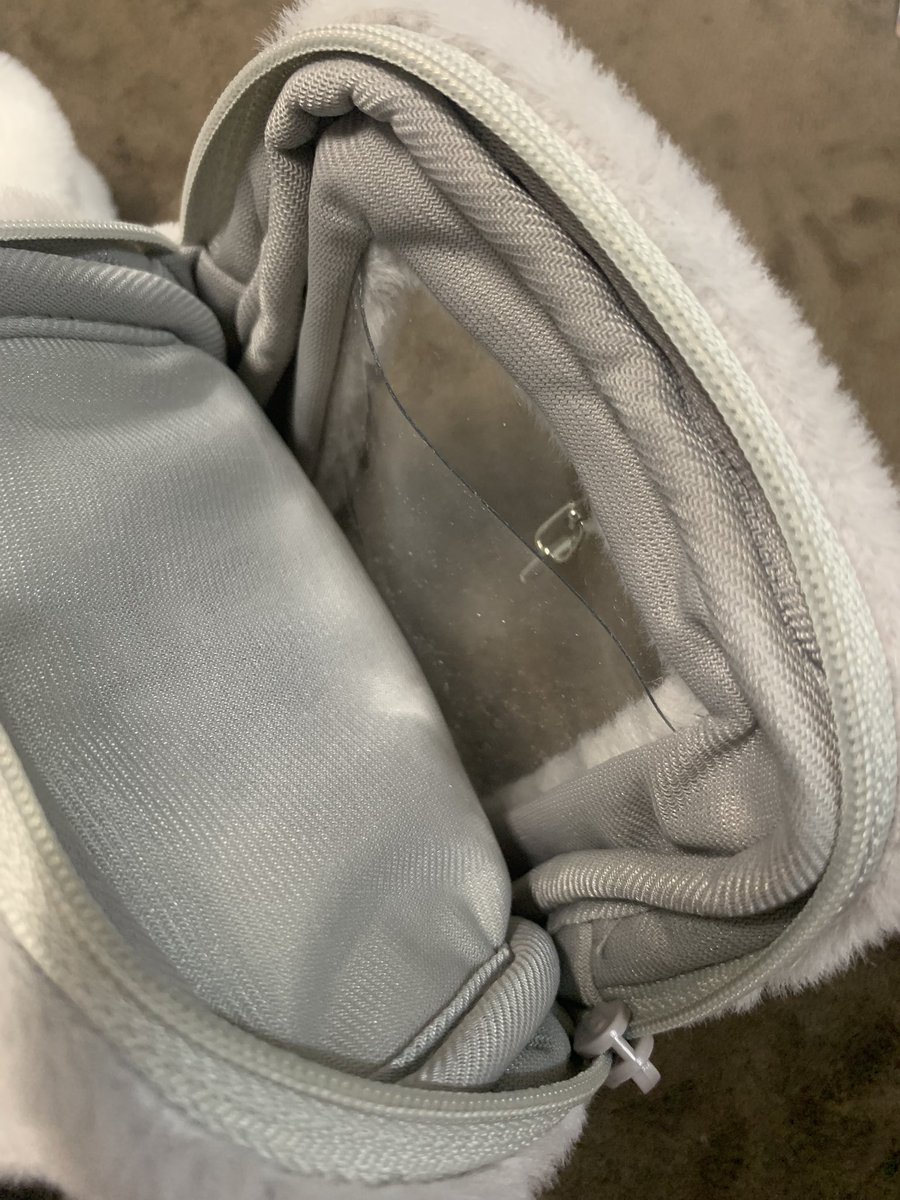 もちぷ tweet media