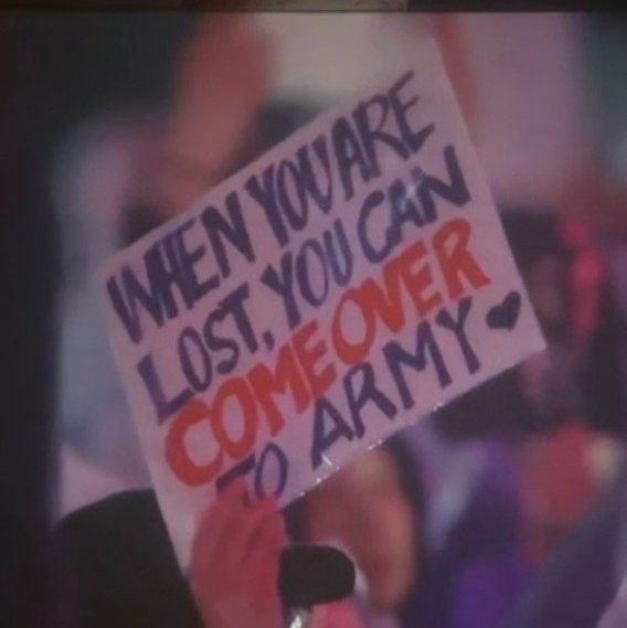 lvsyoonpj's tweet image. "When you are lost, you can COME OVER to ARMY" 💜