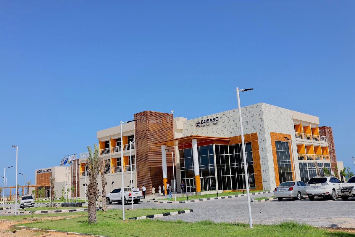 MocaaPL's tweet photo. Bosaso international Airport Hotel. https://t.co/LVeko09NSL