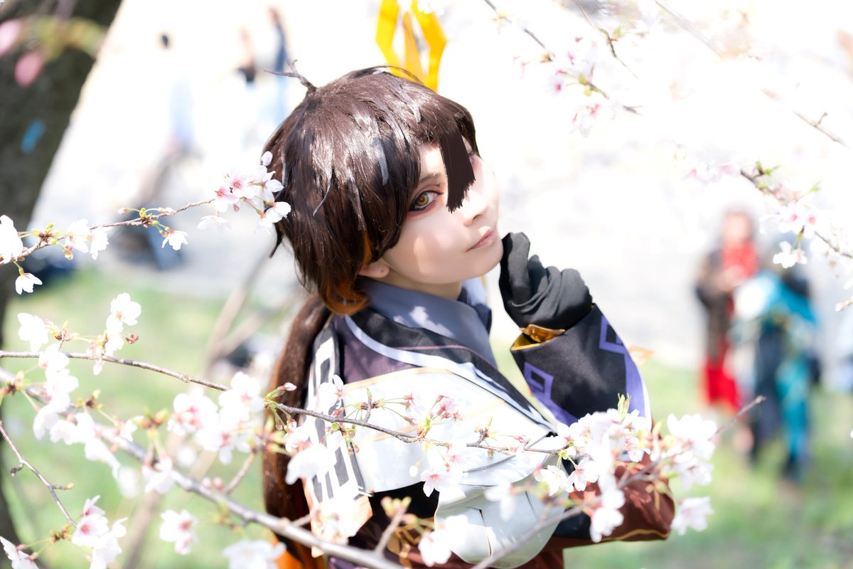 yukihanahoyocos's tweet photo. 「⚠️Cosplay.装飾1部不足.」
原神/鍾離
GenshinImpact/Shouri
─────────────────
花を眺めるのも,いいものだな.
ーーーーーーーーーーーーーーーーー
📸photo:ころ(@koro_cosphoto)様
#ラブスピ岡崎
#ラブスピ
#雪花コス記
#Genshinlmpactcosplay
#shouri https://t.co/2u2gcbysRG