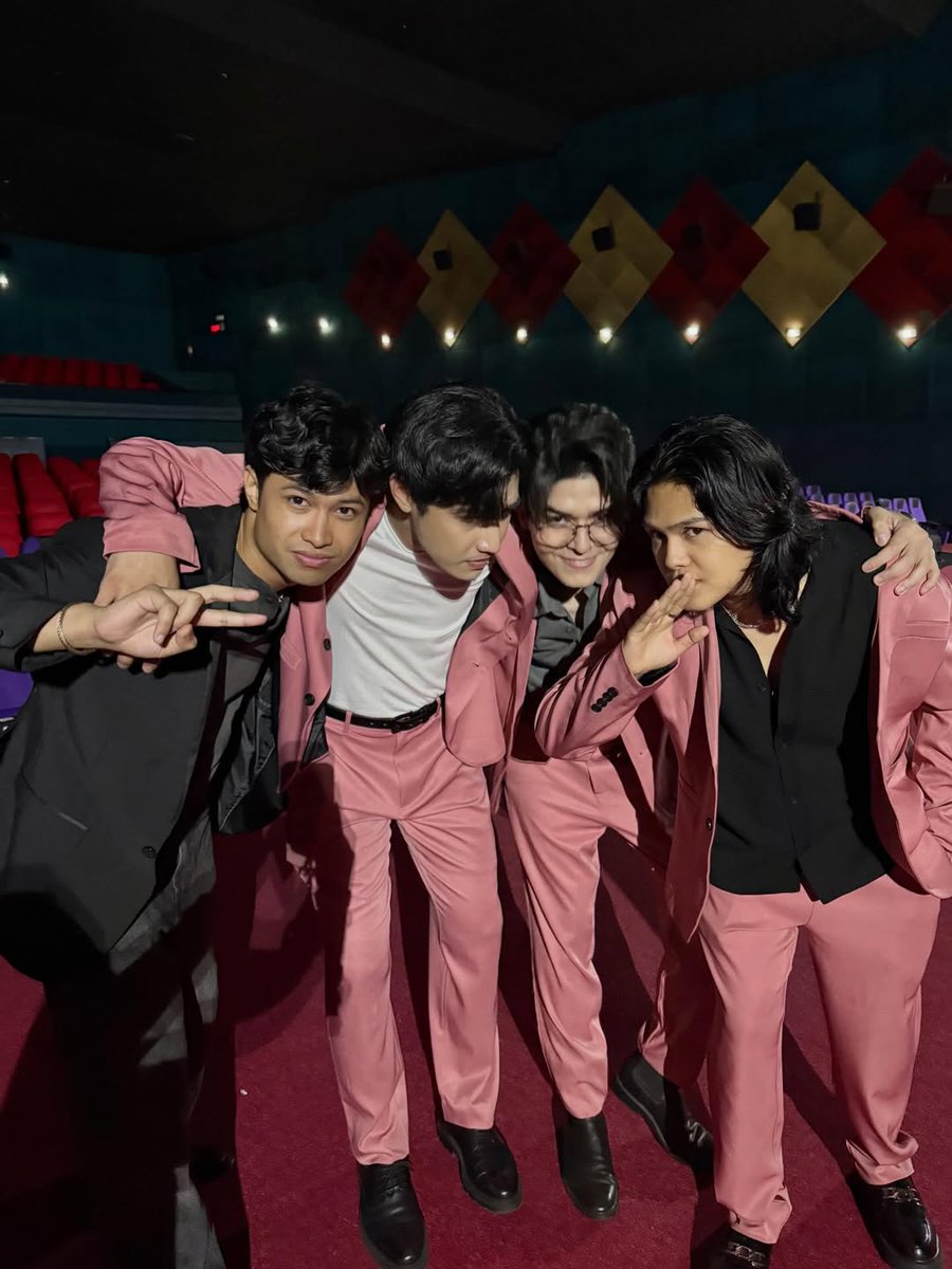 🐈🎸 tweet media