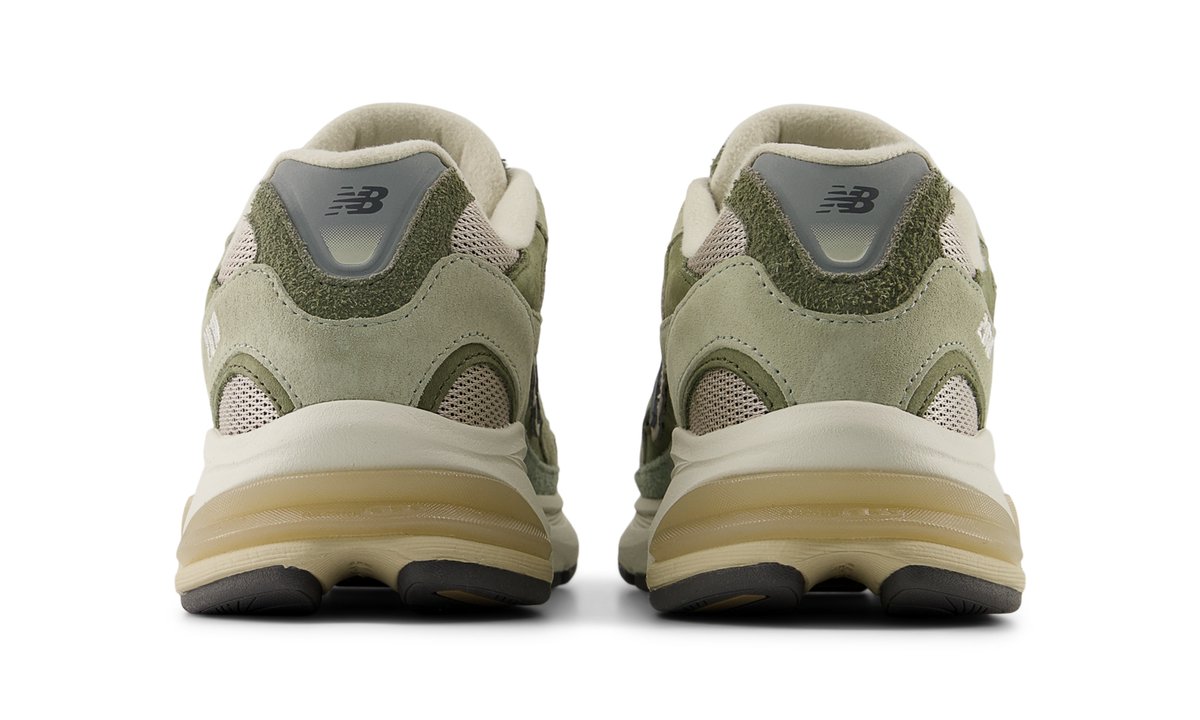 fullress's tweet photo. 【2026年 5月 発売予定】
New Balanceのすべてを象徴する、年に一度の祭典「GREY DAYS」モデル

atmos × New Balance U2010 5K7 "Wasabi" (アトモス ニューバランス 山葵 ワサビ) [U20105K7]
https://t.co/2HhKyKkoXI https://t.co/xrL9YzEta3
