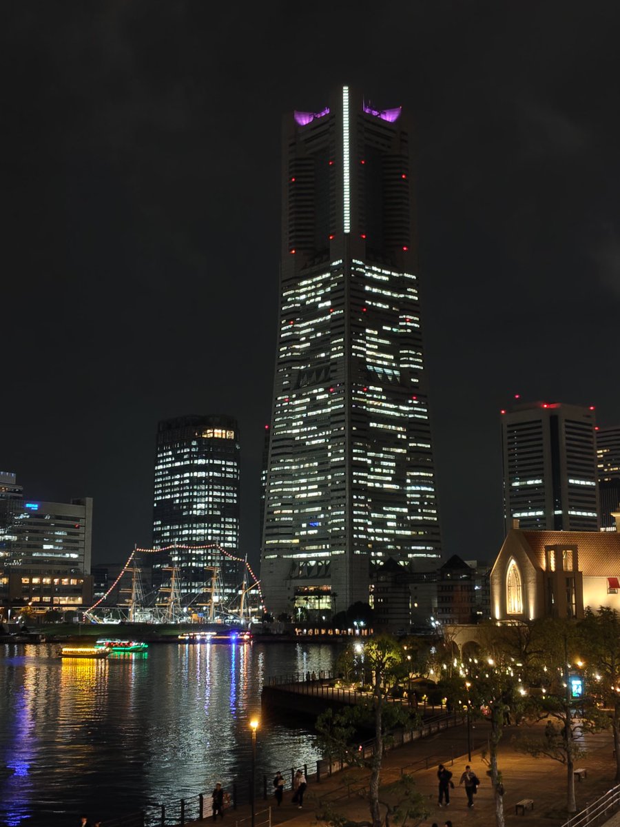 OutlawAggie's tweet photo. @hoshizorarock I prefer Yokohama. Less tourists https://t.co/9KQYiUYFe2
