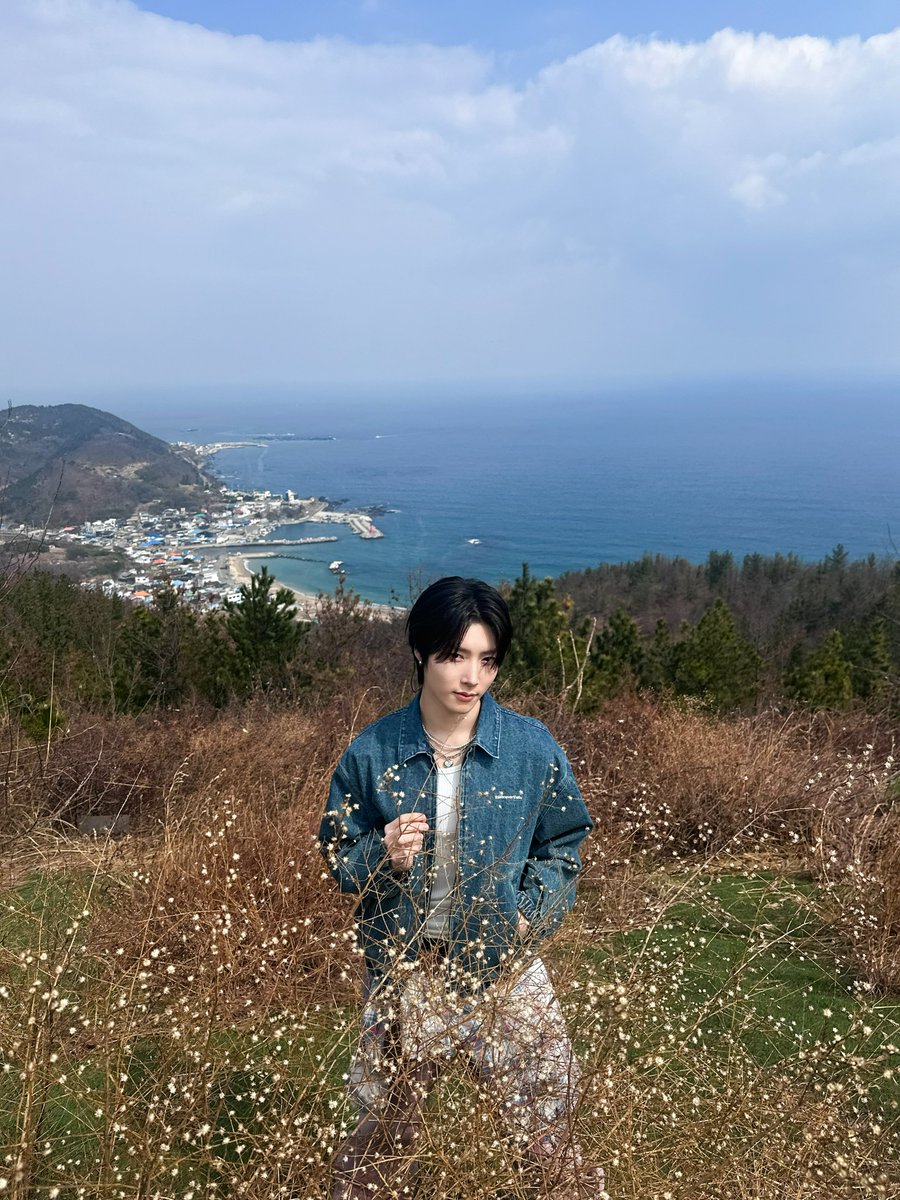 hrtz.wav (하츠웨이브) tweet media