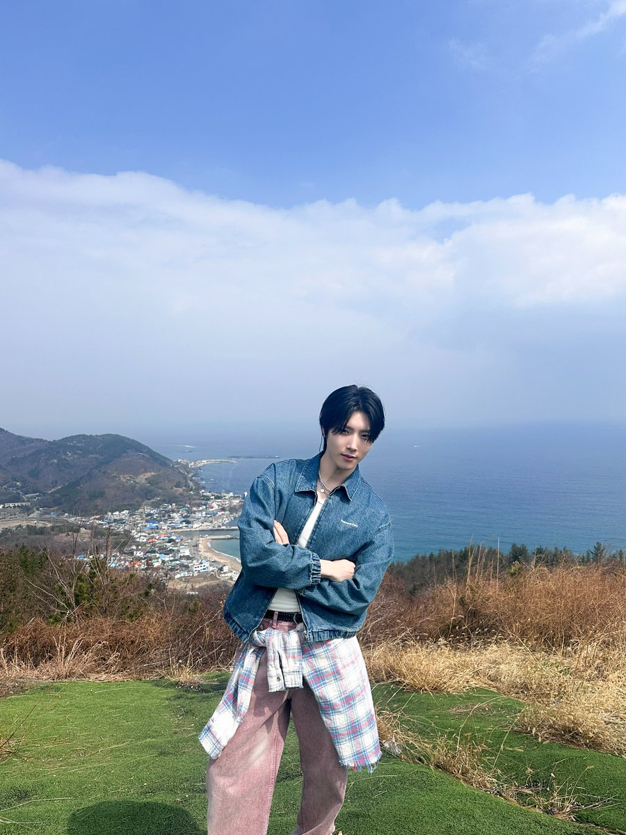 hrtz.wav (하츠웨이브) tweet media