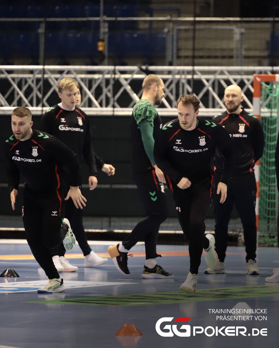 SCMagdeburg's tweet image. Game on 🔥
Wir freuen uns auf Sonntag mit euch 💚❤️
___
Game on 🔥
Can’t wait to see you all on Sunday 💚❤️
_____
#SCMHUJA #HANDBALL #TRAINHARD #TRAINING I 📷 Katja Müller