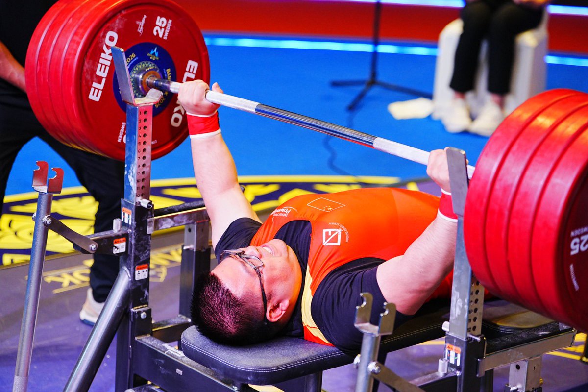 Para Powerlifting tweet media