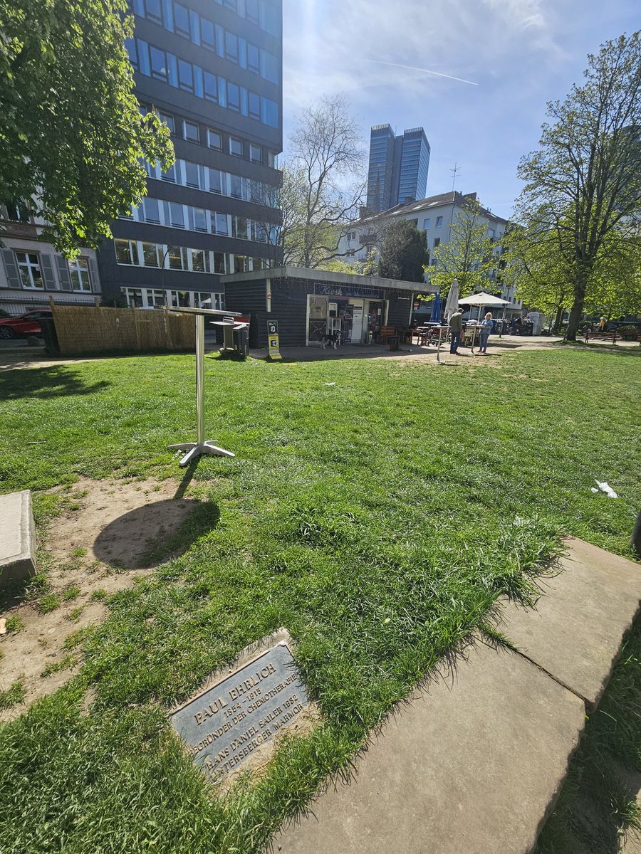 PaulinParis's tweet photo. @coughlin582 @avacta Looking forward to May 6th. Meanwhile, here is Paul Ehrlich's plaque hiding in a quiet Frankfurt park. #AVCT is about to make his magic bullet a lot safer. https://t.co/cYgzMVch2u