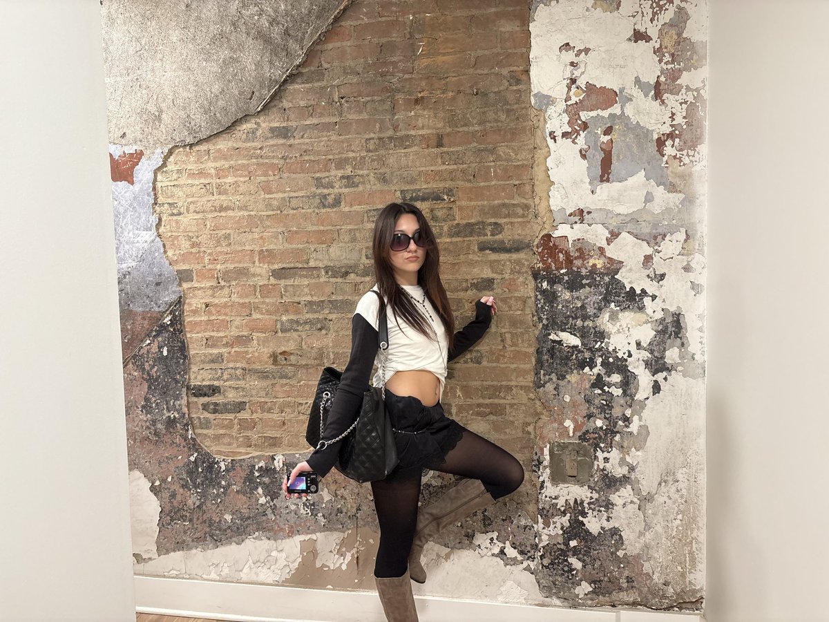 laney ☆ findom tweet media