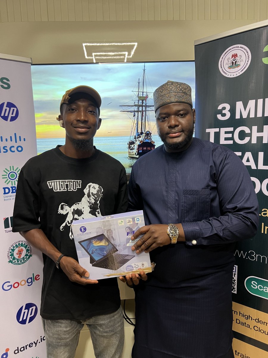3MTTNigeria's tweet image. Bauchi showed up &amp;amp; showed out at the 3MTT Knowledge Showcase! 🚀

287 participants. Pure talent, creativity &amp;amp; builder energy.

🏆 Kabir Lawan Abubakar
🥈 Angalabiri Golden Ebikombowei
🥉 Amani John

#3MTT #NextGen