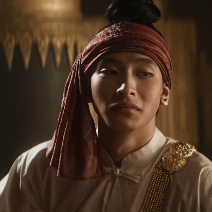 The world is not important, soulmate is.🏔️🍜♥️💙 tweet media