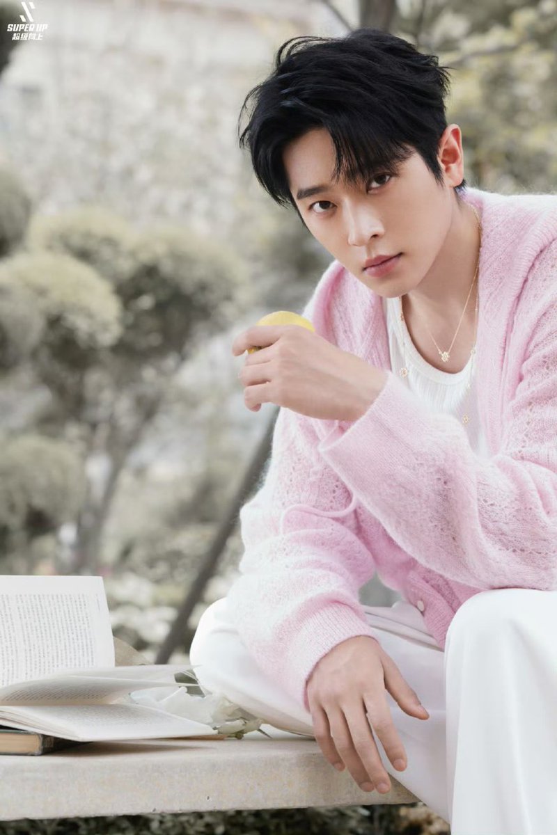 Cheng Lei 丞磊 PH tweet media