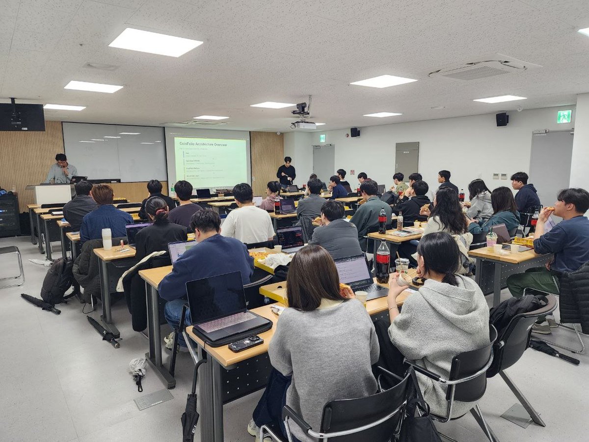 BlockchainValley tweet media