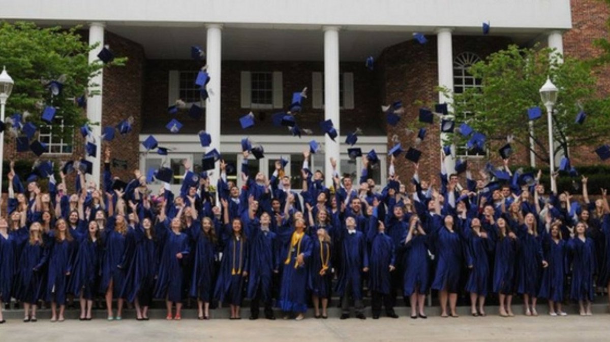 MPEinkc's tweet photo. Excited to see our #classof2026 graduate May 8! https://t.co/yFpha4Yya4