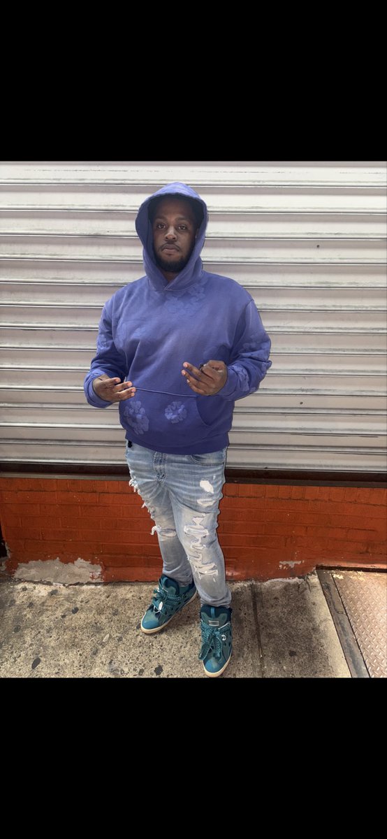 1bagchasing_'s tweet photo. I’m Really A Louis V Don That Had To Put Up His Nike Tech🛸🛸 https://t.co/NqZfzIMTS8