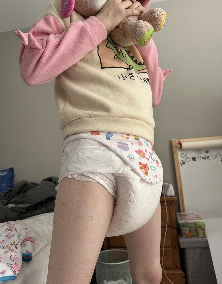 ShayminPokebaby's tweet image. Another one :3! #littlelifestyle #abdl #abdlcommunityandlifestyle
