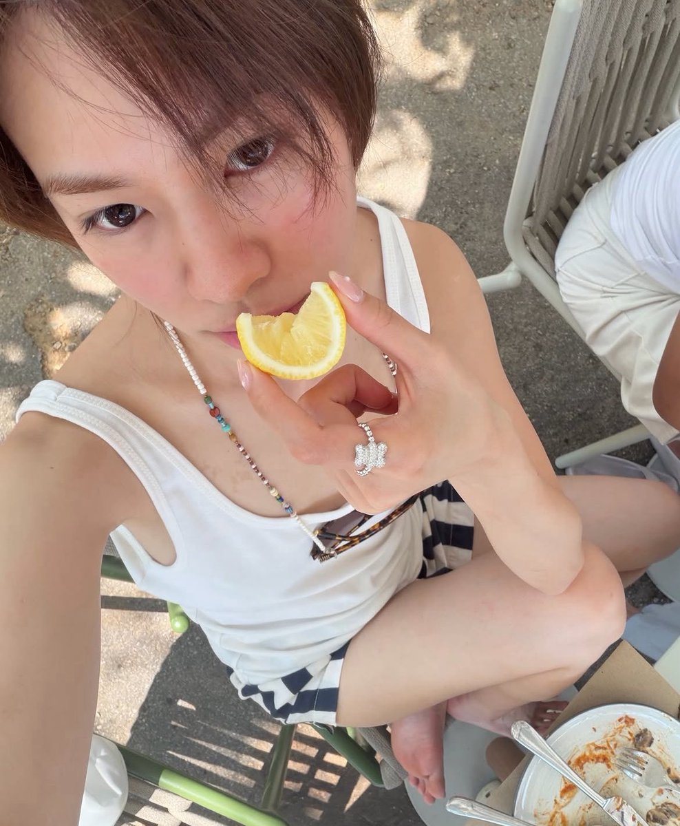 ขอปอ tweet media