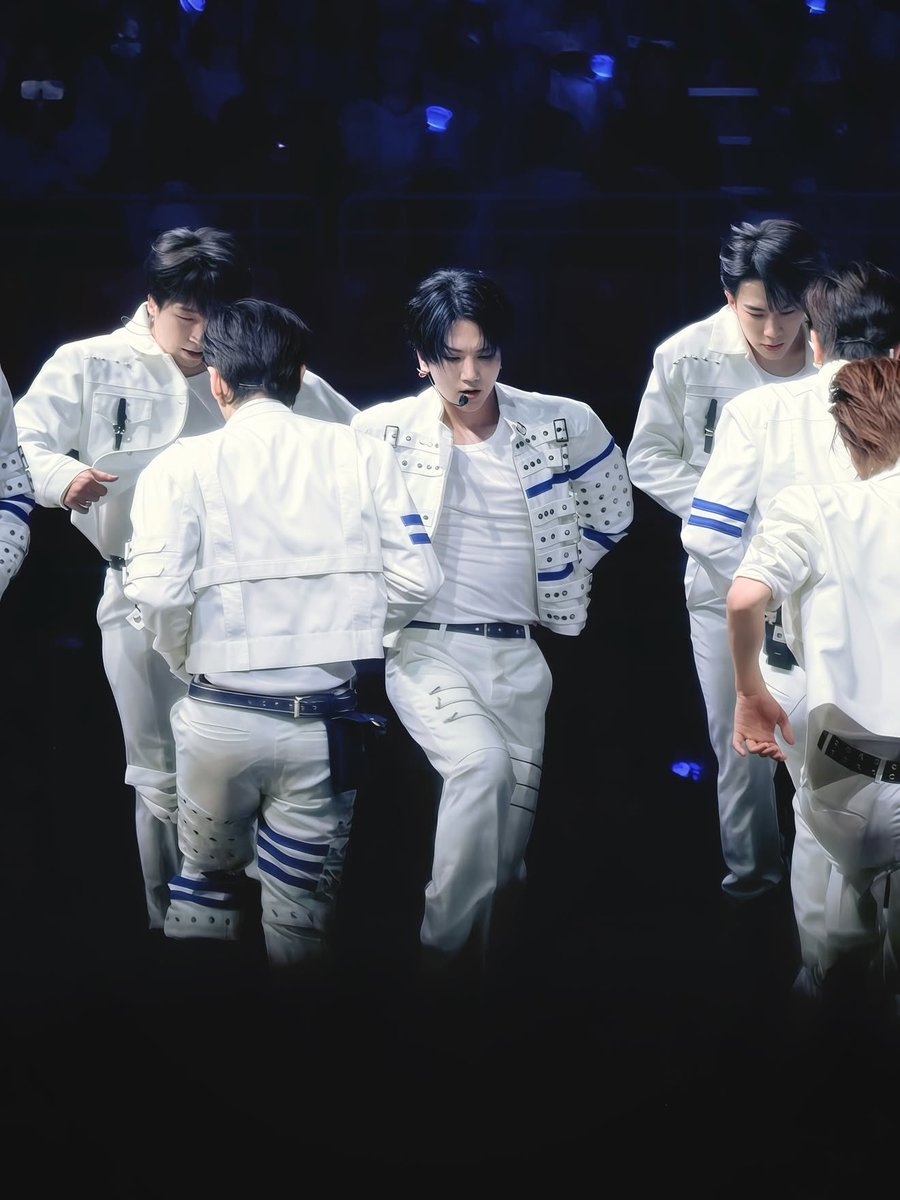 141319__'s tweet photo. yesung 🤍
#superjunior #yesung #ss10encore https://t.co/p2Q8s4Cdcy