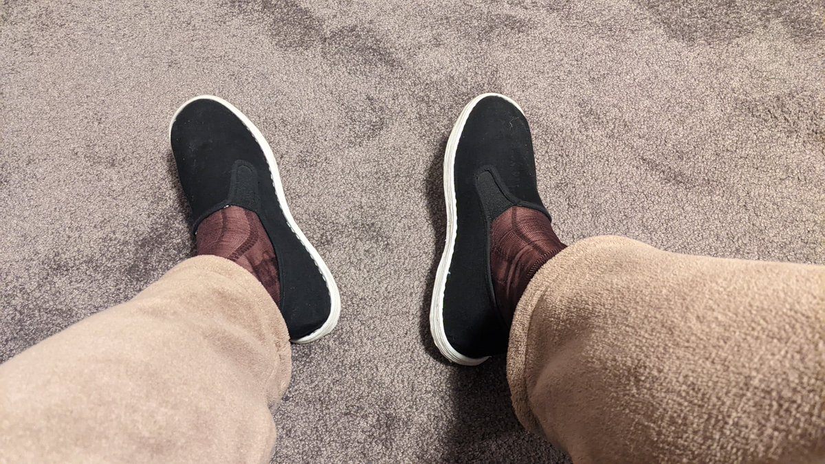 eciejfvciiwndieyrhvuerybveiudcwocjwmdo tweet media