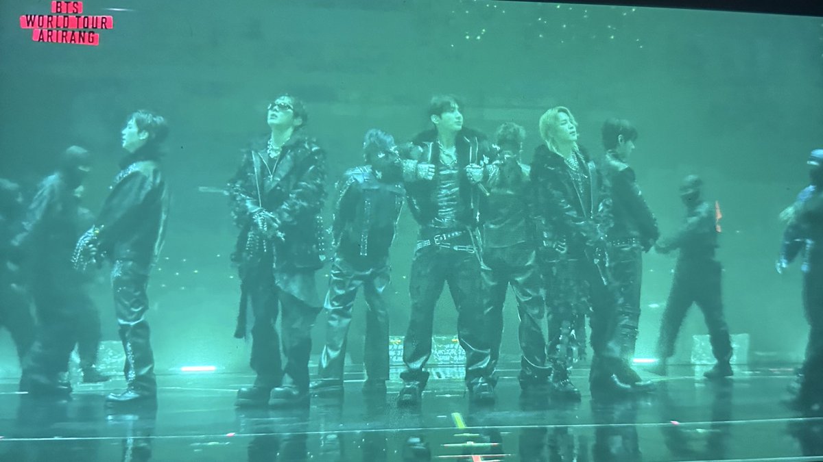 BTS Charts News tweet media