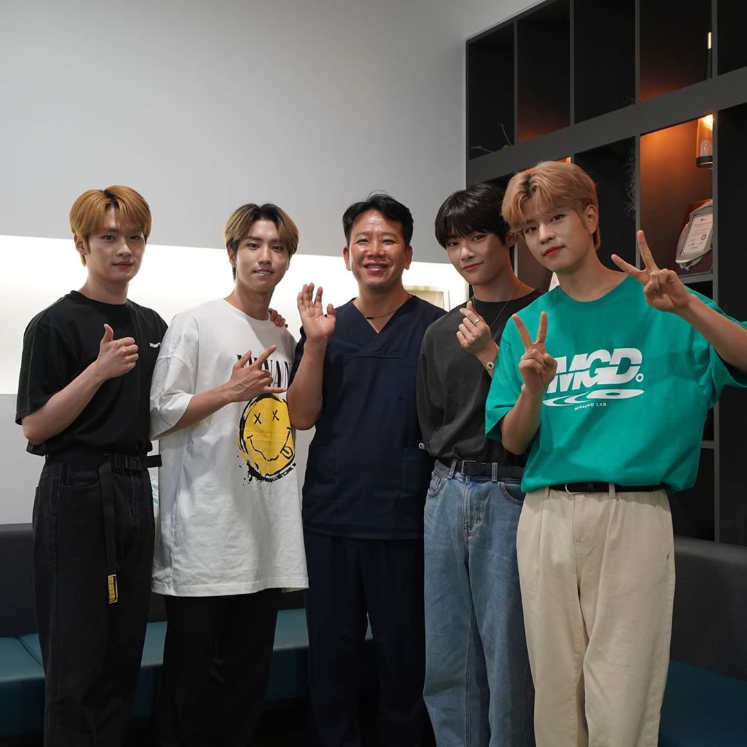 lena ✰ tweet media