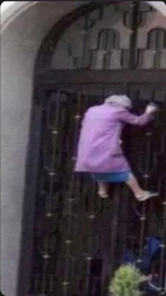 Playing TGAA (SPOILERS!!!!) tweet media