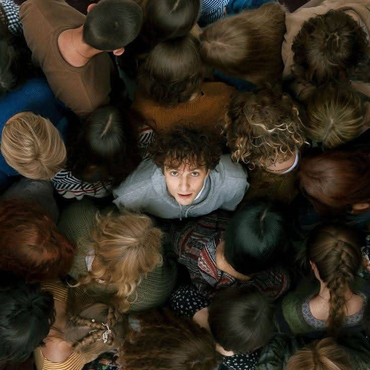 EngAftabAhmed's tweet image. ایک تو خواب لئے پھرتے ہو گلیوں گلیوں
اُس پہ تکرار بھی کرتے ہو خریدار کے ساتھ___!!

ہم کو اس شہر میں تعمیر کا سودا ہے جہاں
لوگ معمار کو چُن دیتے ہیں دیوار کے ساتھ___!!
#evening