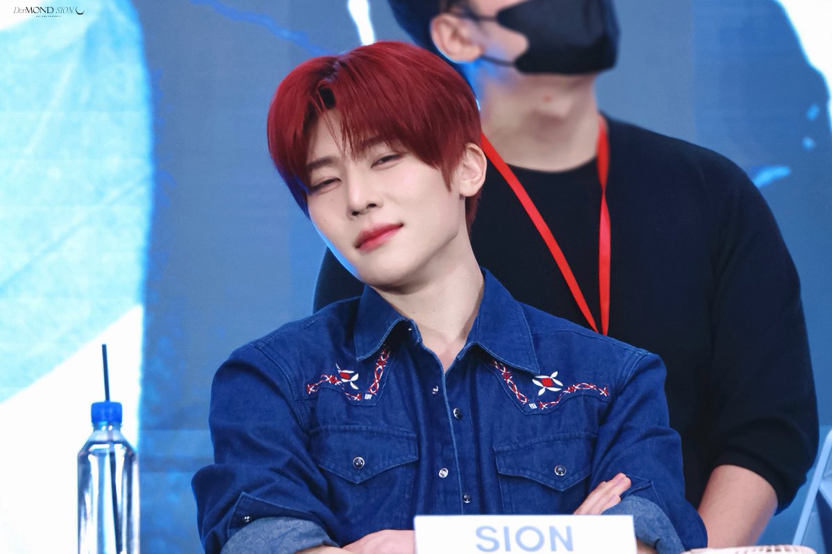 DerMond_SION tweet media