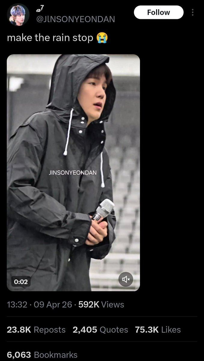 in love with yoongi🦋 tweet media