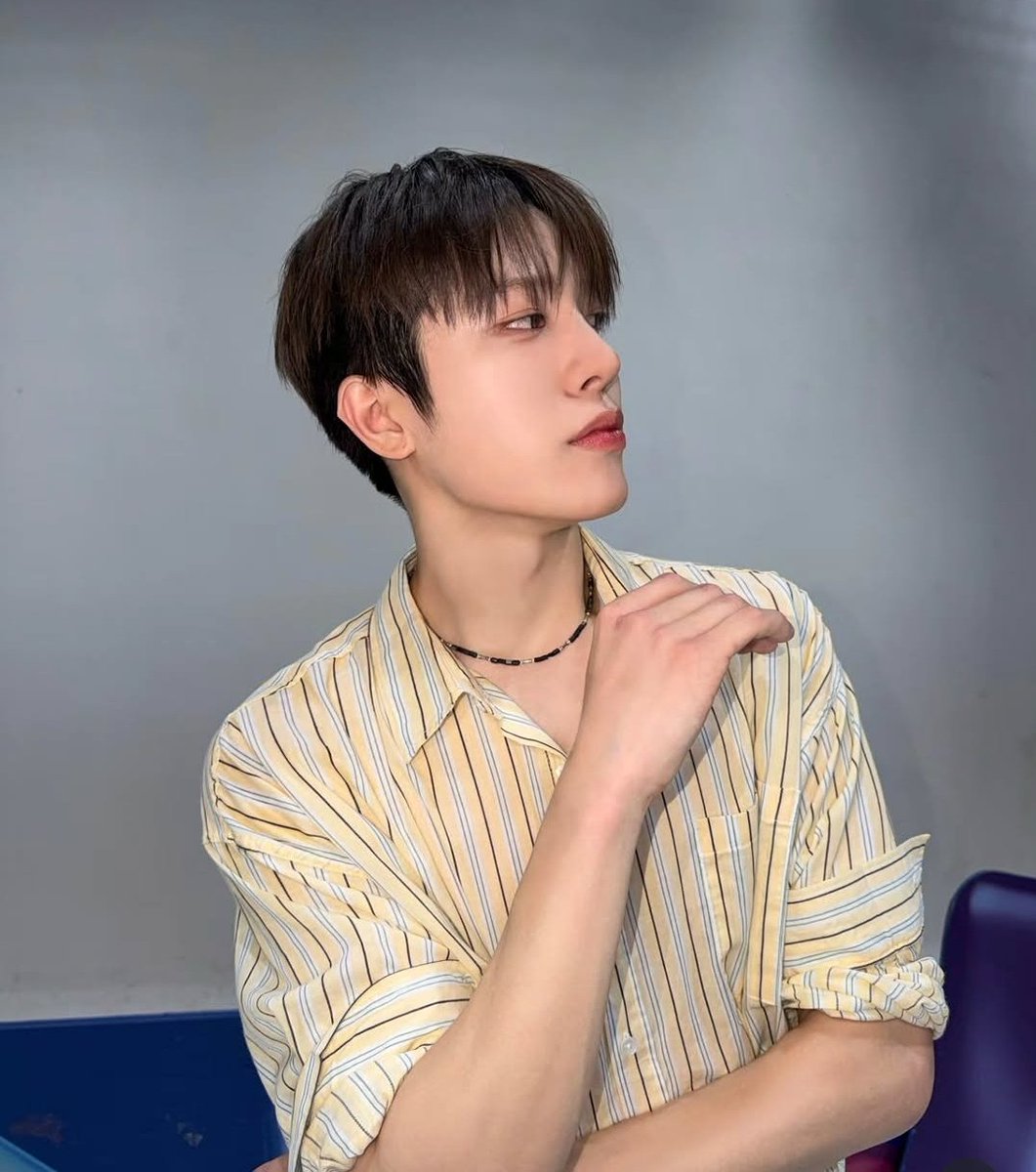 SO JUNGHWAN T5 tweet media