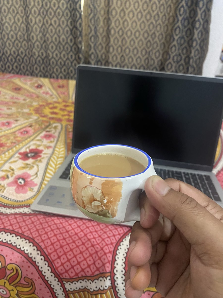 VairagiUvaaCH's tweet image. तुम बदल गए …..!!
हम चाय के हो गए !
#TeaLovers #ठेठ_बिहारी