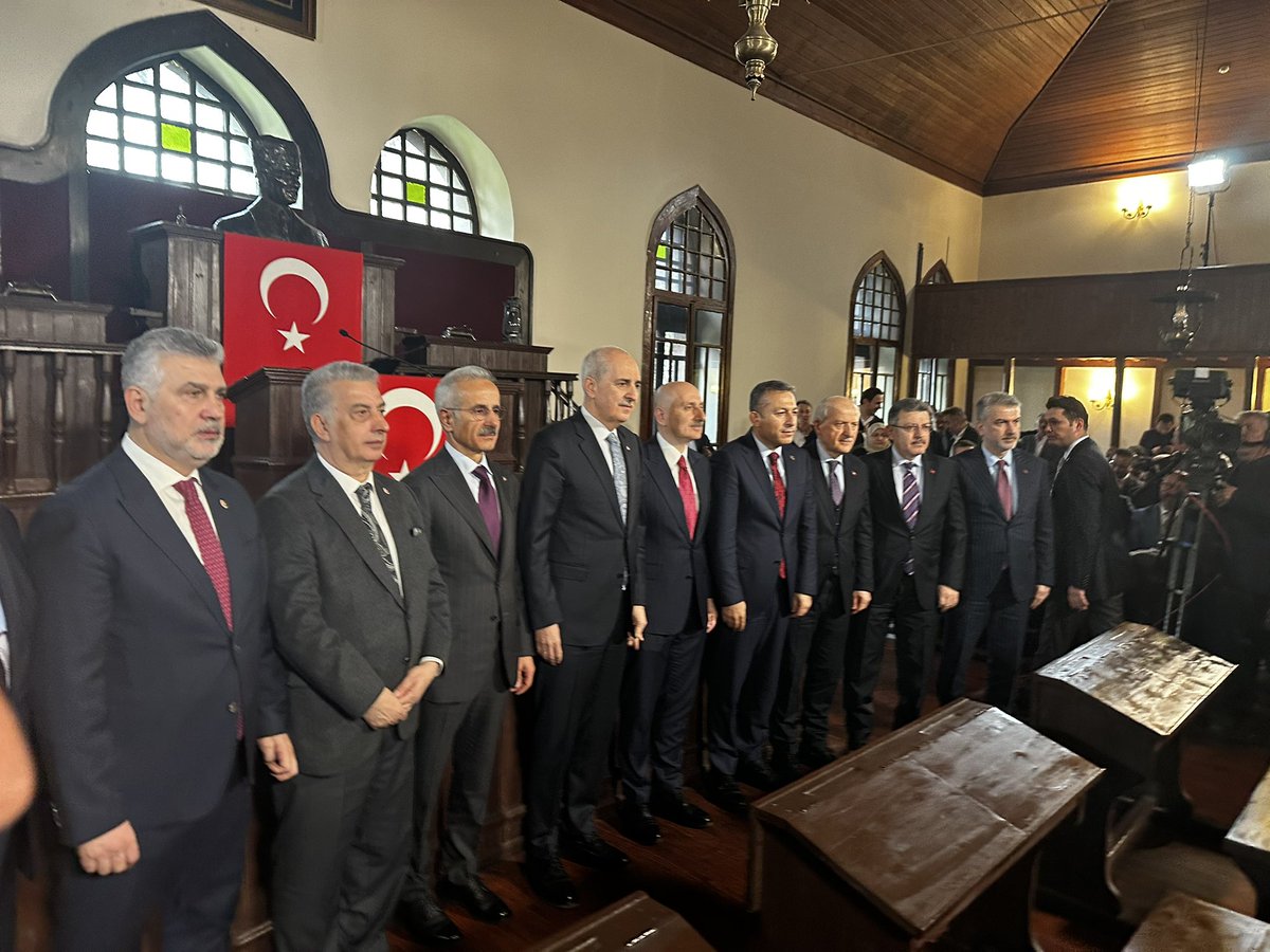 Vehbi Koç tweet media