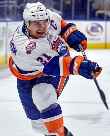 🎙️Coliseum Chronicles: the Penalty Box podcast🎙️ tweet media