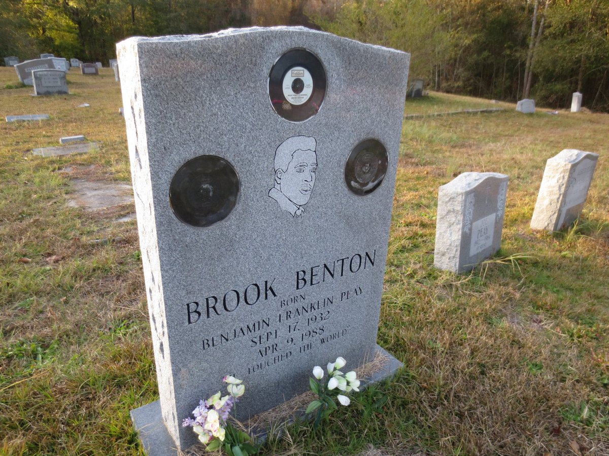 RIP The Final Footprint tweet media