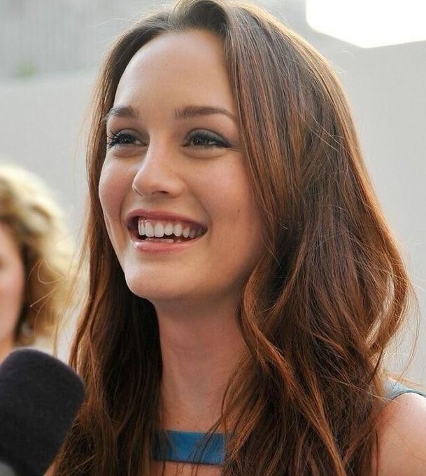 UpdateCharts tweet media