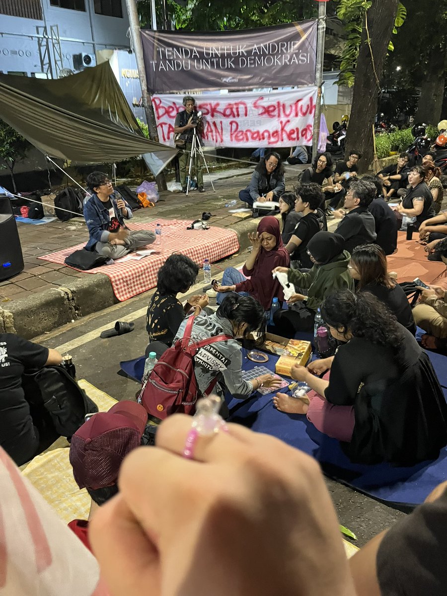 Cho Yong Gi tweet media