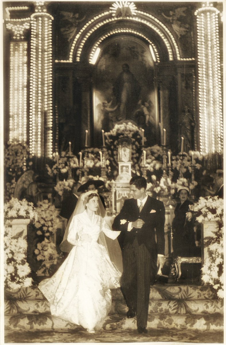 Tomás Jocelyn-Holt tweet media