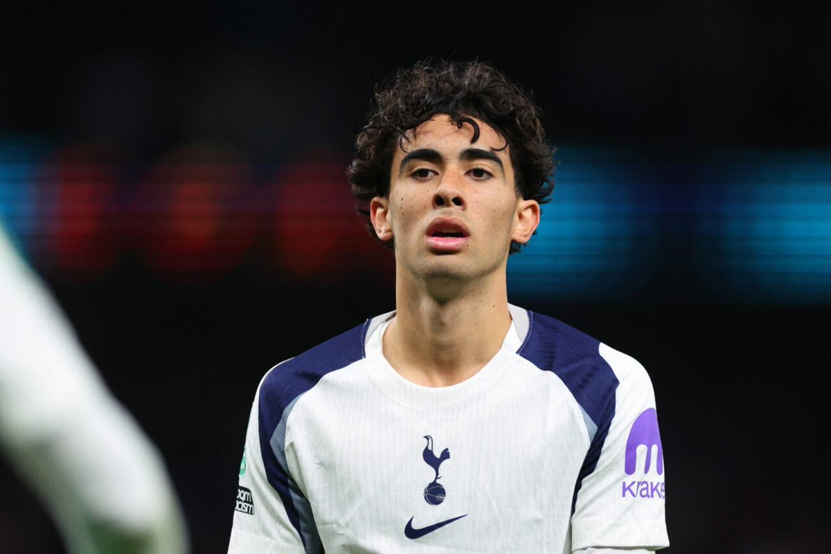 HotspurLane's tweet image. With Kudus looking like he’ll be out for the rest of the season, is it time for #THFC to put some faith in the academy and give Luca Williams-Barnett a go? 🤷‍♂️