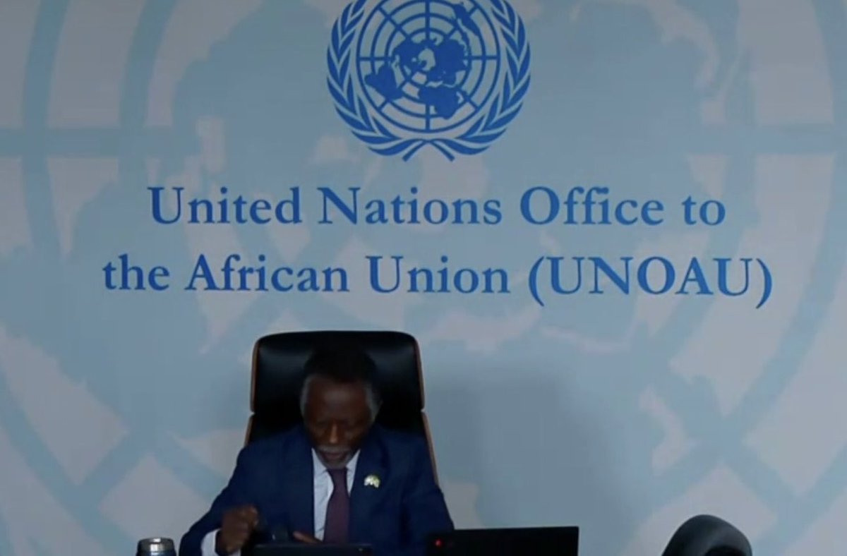AUC_PAPS's tweet image. #AUPSC’s 2nd agenda focused on the situation in the Central African Republic, reviewing progress and ongoing efforts to support peace and stability. 
Council welcomed #CAR’s Dec 2025 elections as a major step in peacebuilding, paying tribute to #MINUSCA @UN_CAR for its crucial