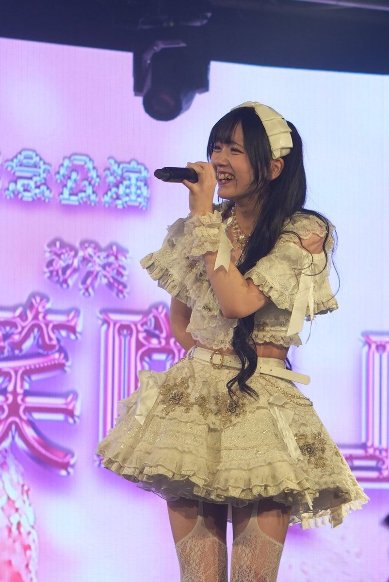 よしかず tweet media